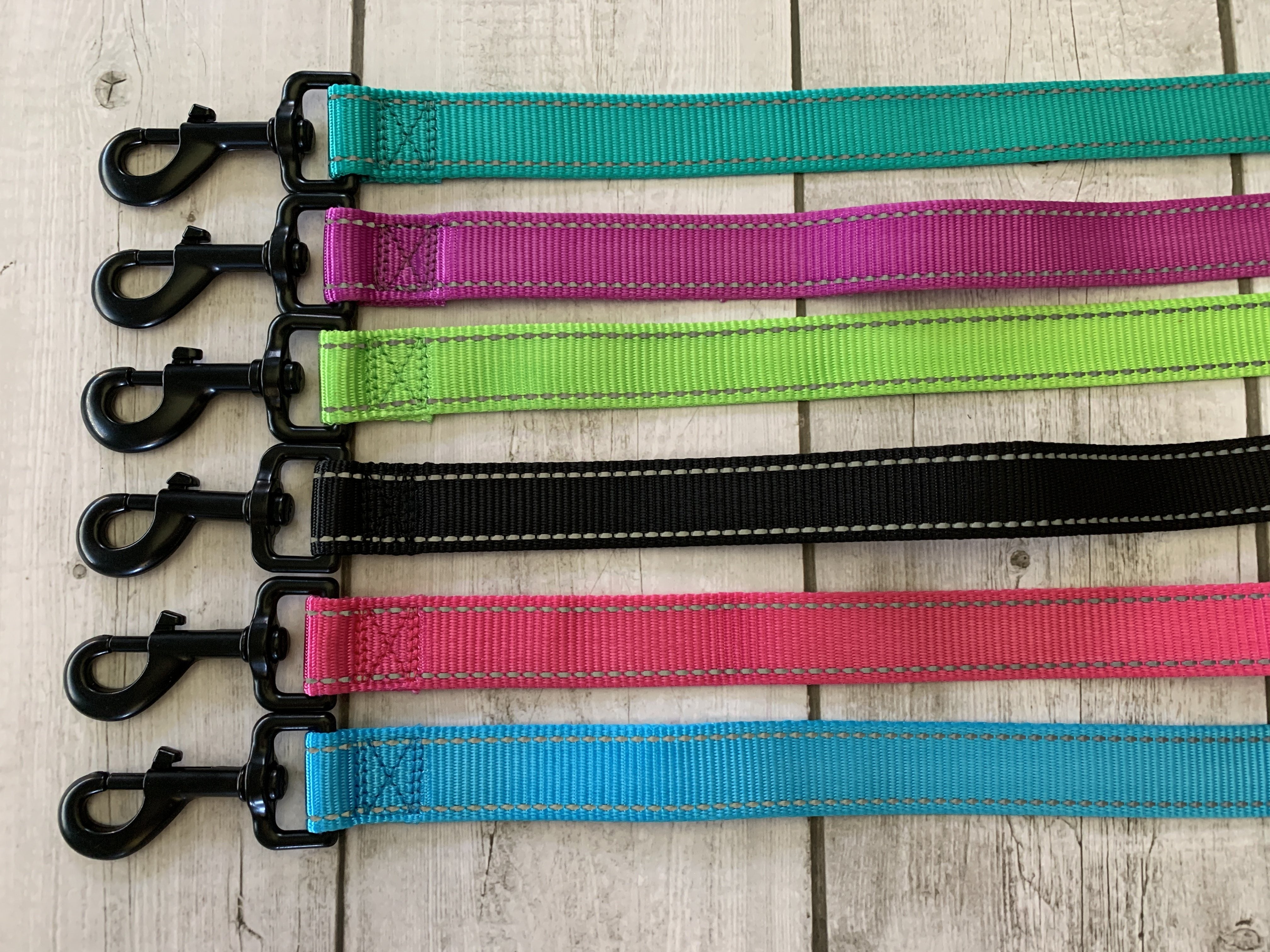 1 Matching Reflective Leash